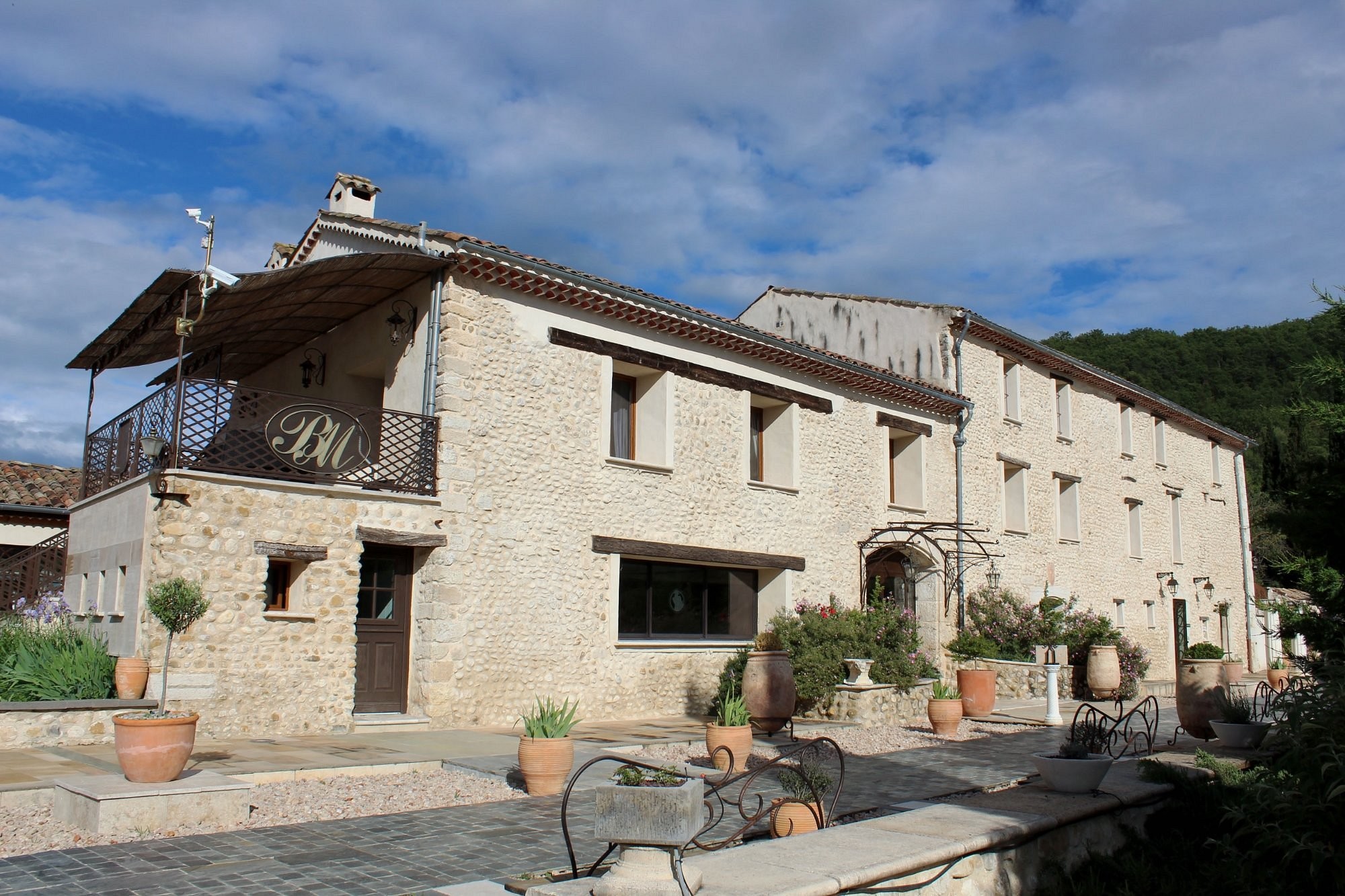 LA BASTIDE DE MAZAN, Chambre d'Hôtes à Riez