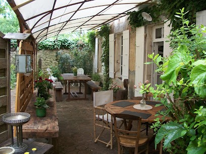 Chambres d'hotes La Charmille, Chambre d'Hôtes à Saint-Hippolyte