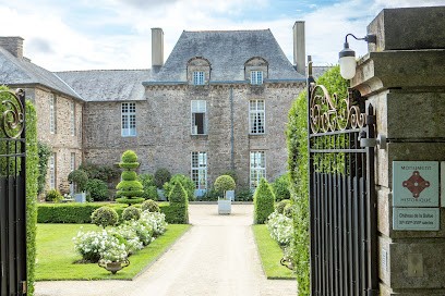 Château de la Ballue, Chambre d'Hôtes à Bazouges-la-Pérouse