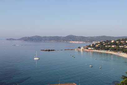 Les Floralies - Le Panoramic, Location De Vacances au Lavandou