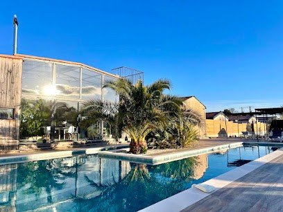 Nuiki Lodges, Chambre d'Hôtes à Montségur-sur-Lauzon