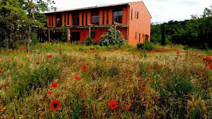 La Maison Rouge, Chambre d'Hôtes à Plan-d'Aups-Sainte-Baume