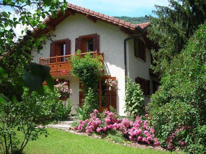 L'oreille De L'ours, Chambre d'Hôtes à Aigueblanche