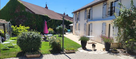 Halte Aux 3 Brins D'herbe, Chambre D'hôtes à Chaumot
