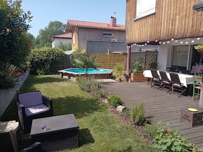 Les mûriers, Location de Vacances à Saint-Laurent-de-Gosse