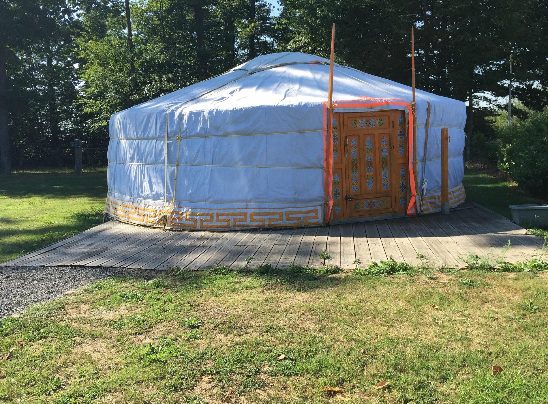 Les yourtes du Bois-Marie, Chambre d'Hôtes à Sérifontaine