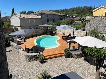 Le Mas des Ayres - Chambres d'hôtes et table d'hôtes, avec piscine et spa, Sud Ardèche, Chambre d'Hôtes à Saint-Alban-Auriolles