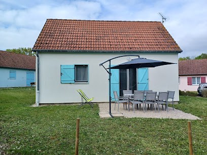La Maison Bleu du Lac, Location de Vacances à Giffaumont-Champaubert