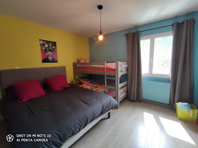 Gite Un Air De Famille, Location de Vacances aux Ollières-sur-Eyrieux