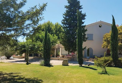 Mas de L Evidence, Chambre d'Hôtes à Eygalières