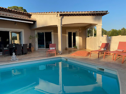 Villa En Provence Verte, Chambre D'hôtes à la Roquebrussanne