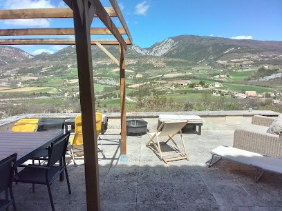 La tour des Baronnies, Chambre d'Hôtes à Saint-Auban-sur-l'Ouvèze