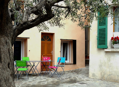 Lou Brigadou, Location De Vacances à Saint-Raphaël