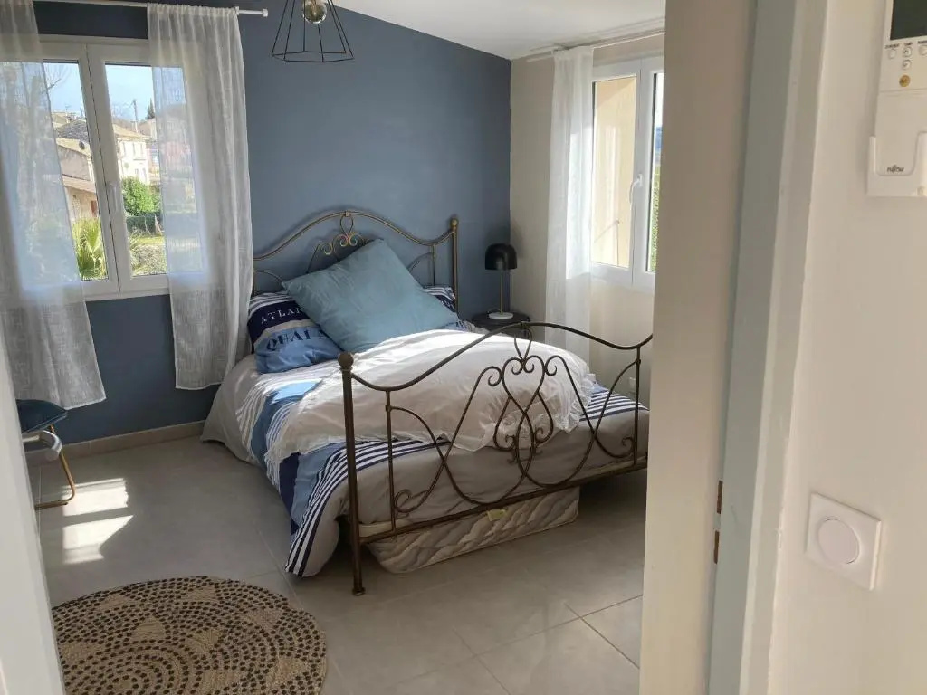 Sitio Nathalie Et Jos, Chambre D'hôtes à Saint-Laurent-de-Carnols
