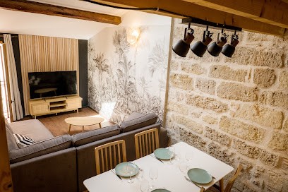ColorZen - Appartement 4 personnes, Location de Vacances à Pézenas