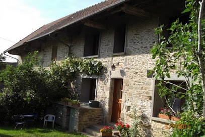 The Rural Bellanger House, Chambre d'Hôtes à Saint-Pierre-Chérignat
