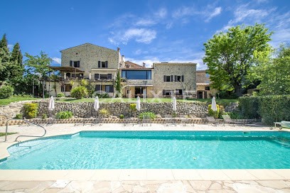 Chambres D'hotes - Fleurs De Lys - Canton De Fayence, Chambre d'Hôtes à Fayence