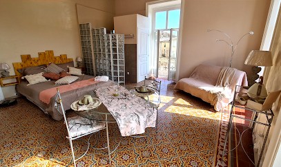 Chez Dédou Et Madou, Chambre d'Hôtes à Florensac