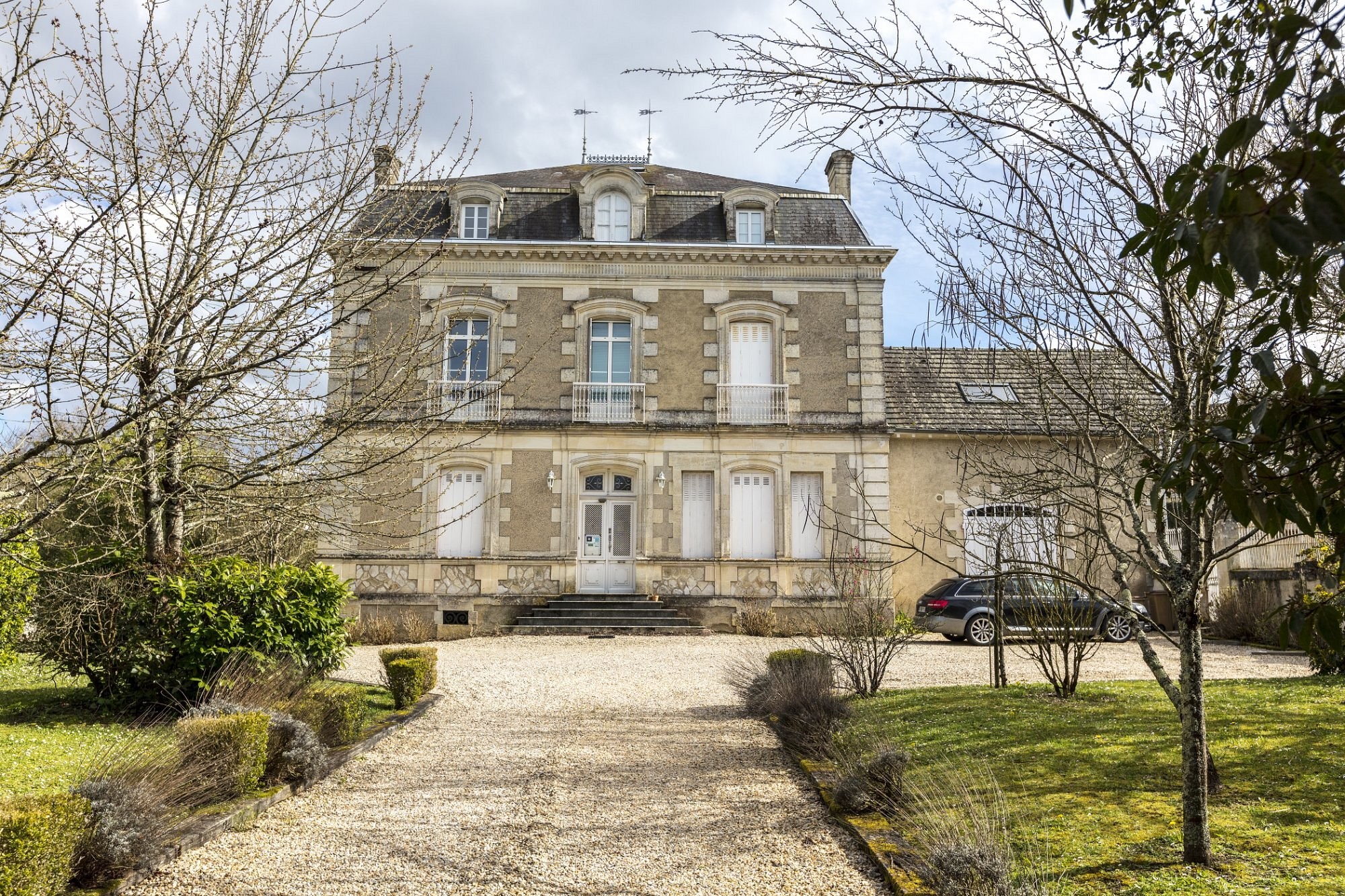 Le Jardin Umal, Maison d'Hôtes à Montendre