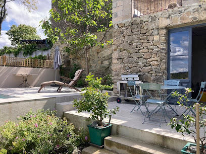 Maison D'été Gite, Location De Vacances à la Caunette