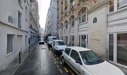 Coco Dias, Location de Vacances à Paris 02