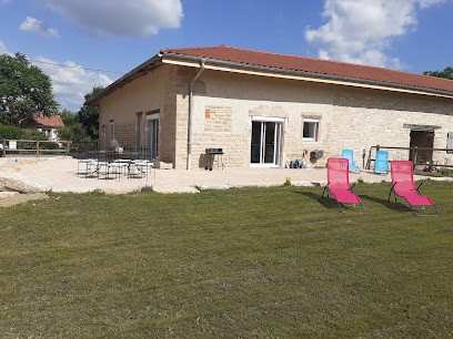 L'étable Bressane de Julye, Location de Vacances à Chevroux