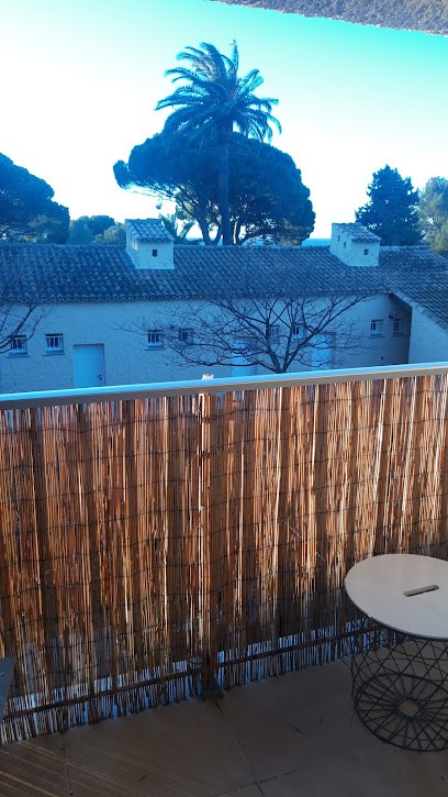 STUDIO DEL MAR, Location de Vacances à Saint-Cyr-sur-Mer