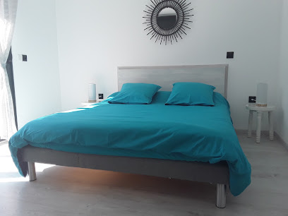 Gîte Avec Piscine Privée, Location De Vacances à Lurais