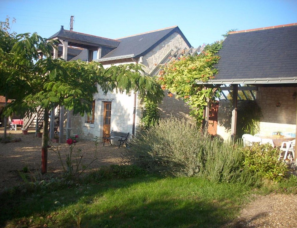 Les Troglos / Les Caves, Chambre D'hôtes à Tuffalun