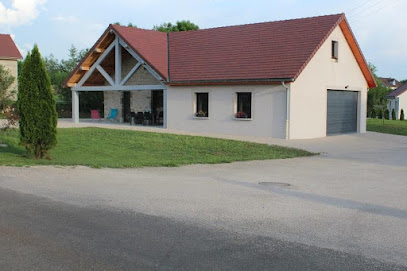 Gîtes Hautes Roches: Maison Familiale De Vacances Vignobles Du Jura Lac De Chalain Franche Comté, Location De Vacances à Hauteroche