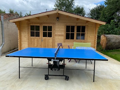 Le Gîte au Coin des Abeilles, Location de Vacances à La Caillère-Saint-Hilaire