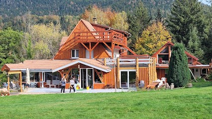 CHALET DES 3 PINS - Maison D'hôtes, Chambre d'Hôtes à Plaine
