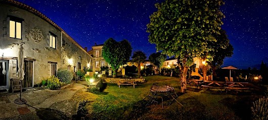 Domaine La Fontaine (B&B - Gîtes), Chambre d'Hôtes à Soubran