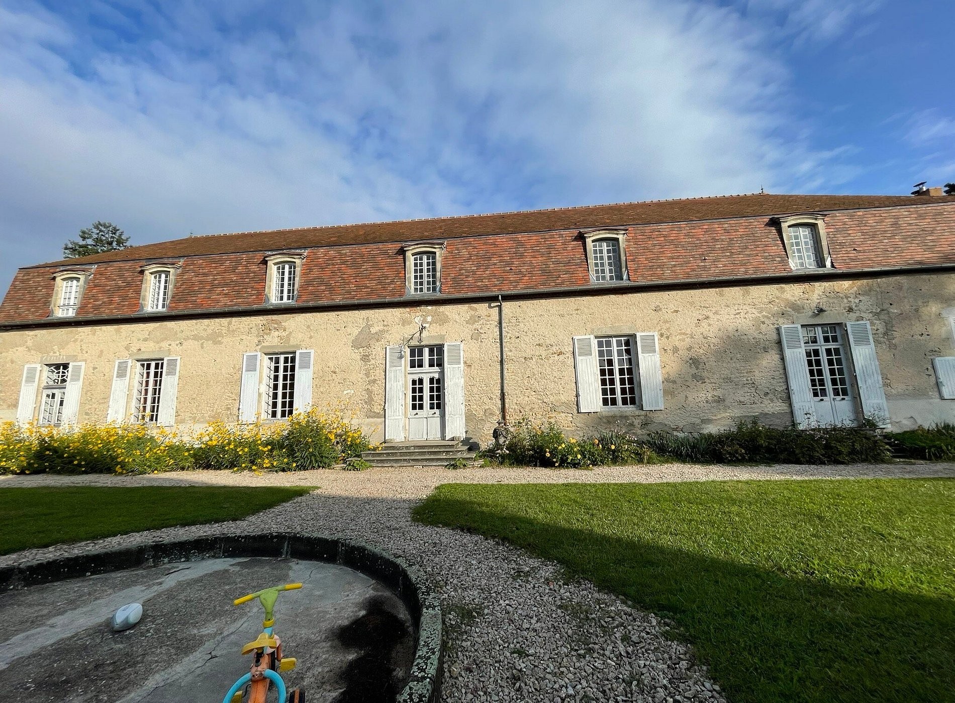 Castle Fontnoble - Bed And Breakfast, Chambre d'Hôtes à Biozat