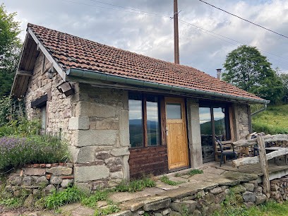 Les Grandes Fontaines - Chambres d'hotes - Bed and Breakfast, Chambre d'Hôtes à La Longine