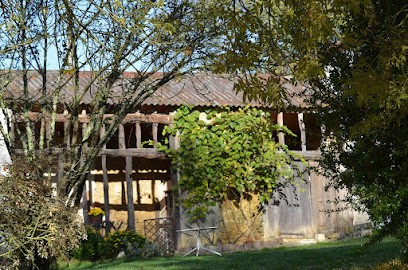 Le Pin Perdu, Chambre d'Hôtes à Scieurac-et-Flourès
