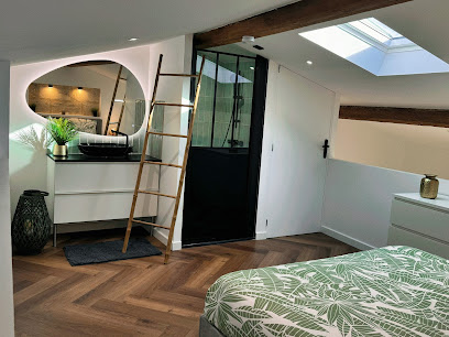 Le Loft Du Prince Noir, Location De Vacances à Lormont