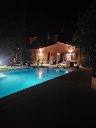 Chambres D'hôtes Le Montagné, Chambre D'hôtes à Villeneuve-lès-Avignon