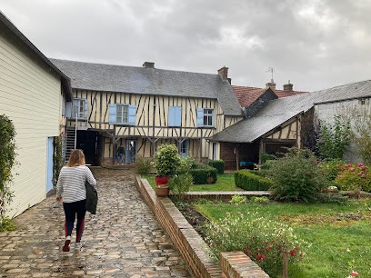 Gite La Ferme De Saint-Aubin, Location de Vacances à Songeons