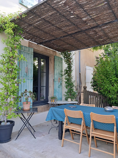 Chez Estelle Le Sol, Chambre D'hôtes à Tourouzelle
