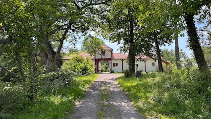 La Métairie de Moutiques, Maison d'Hôtes à Cazaubon