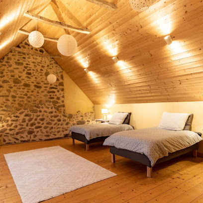Gîte Chez Pyero, Location De Vacances à Aydat