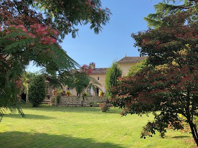 Domaine des Monges, Maison d'Hôtes à Saint-Seurin-de-Prats