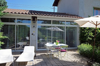 Gite De La Fontaine, Location de Vacances à Saint-Prim