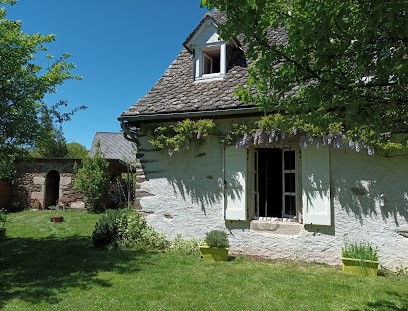 Chez Mialaret, Chambre d'Hôtes à Pleaux