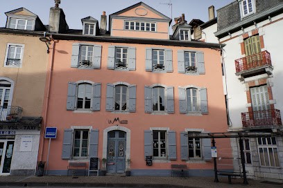 La maison de Laulie, Chambre d'Hôtes à Bagnères-de-Bigorre