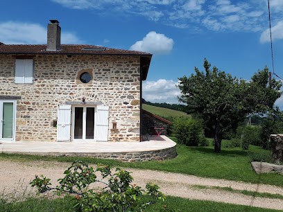 Gîte Danse des Étoiles, Maison d'Hôtes à Saint-Point