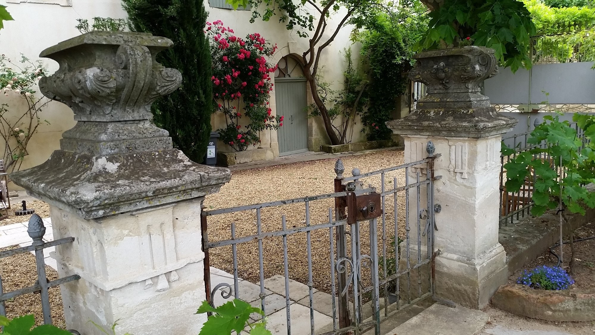 Domain Gallières, Chambre d'Hôtes à Saint-Sériès