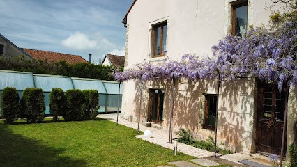 Meublé de Tourisme Saint Julien les Montbéliard, Chambre d'Hôtes à Saint-Julien-lès-Montbéliard