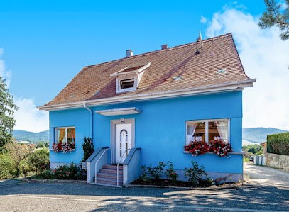The Blue House, Chambre d'Hôtes à Dieffenbach-au-Val